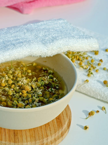 THE CALM OF CHAMOMILE